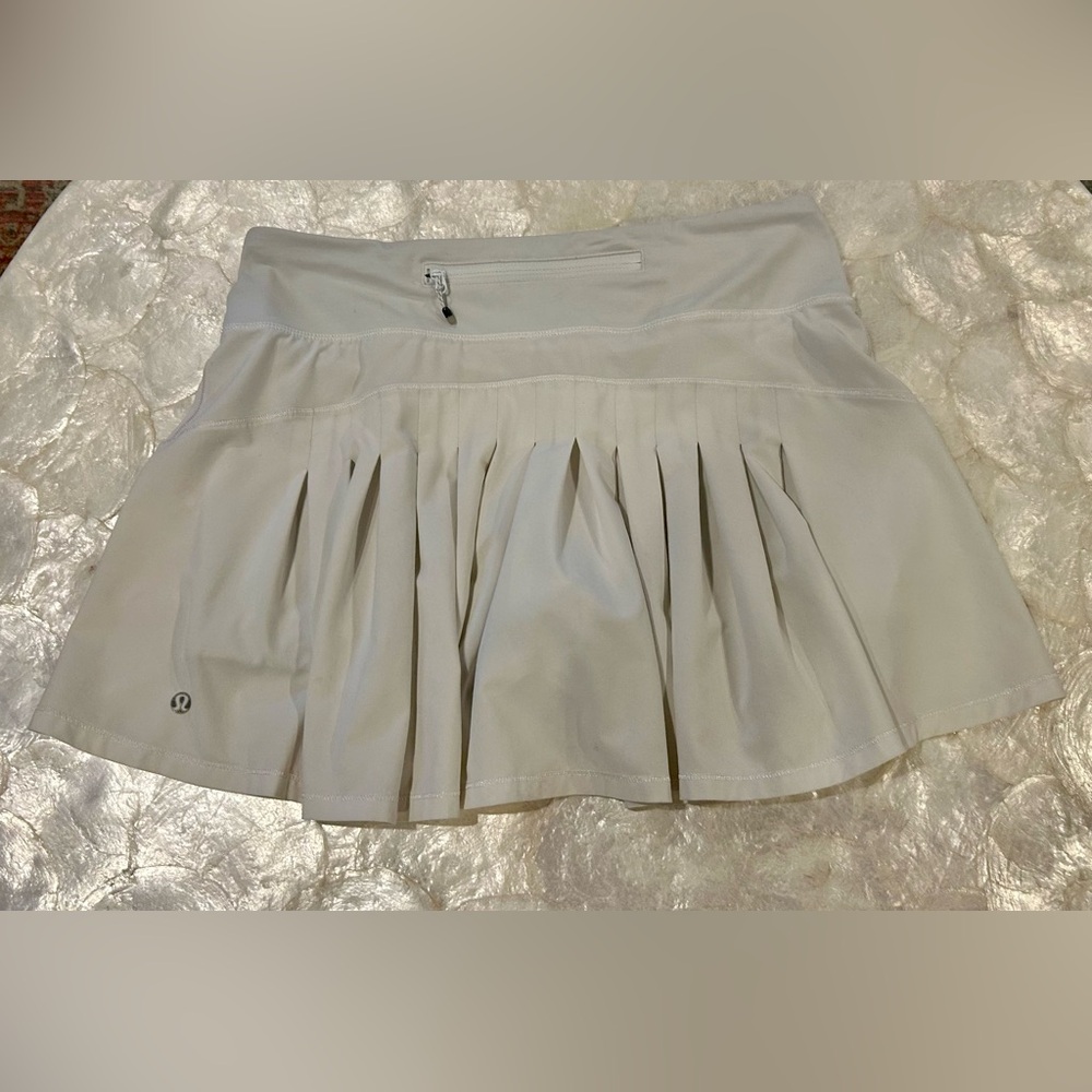 Lululemon Athletica White Tennis Skirt Pleated Athletic